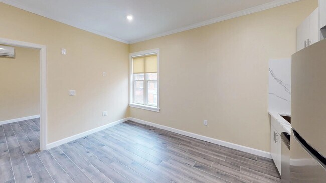 Foto del edificio - 680 Grand St