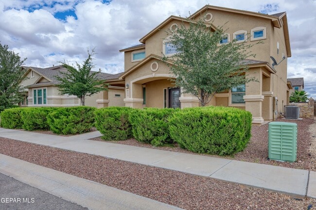 Foto del edificio - 2124 Thomas Lackland St