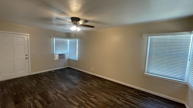 Building Photo - 500 Kaweah St