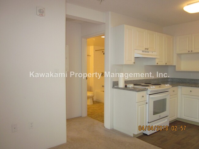 Foto del edificio - 24th Floor Unit in Kaka'ako Highrise w/Oce...