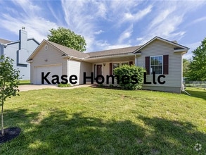 Building Photo - 439 W Meadowlark St