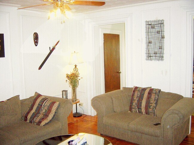Ceiling Fans & Closets - 722 Garden St