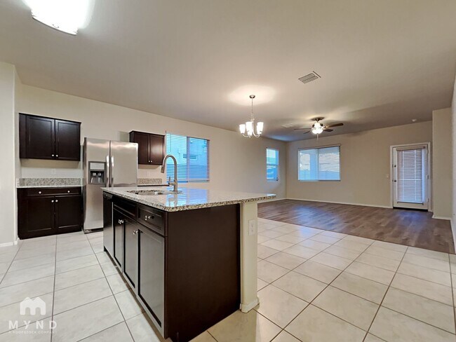 Foto del edificio - 31000 W Fairmount Ave