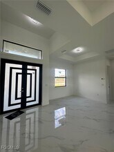 Building Photo - 1022 Candlelight Dr