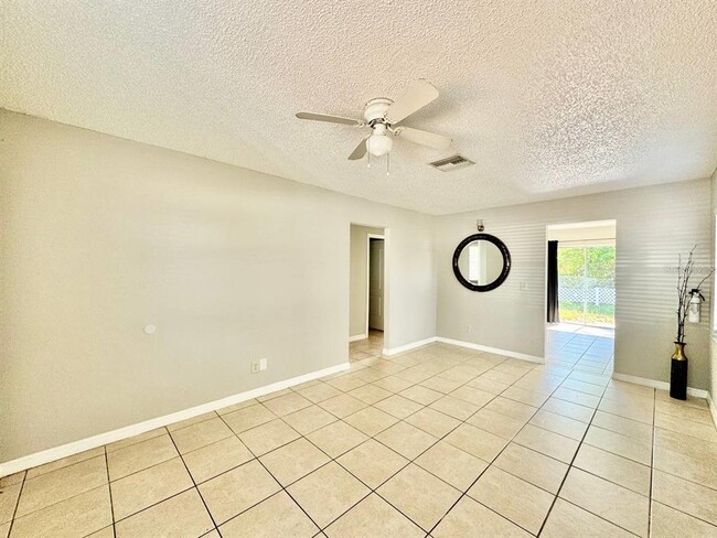 Foto del edificio - 625 Wildwood Way