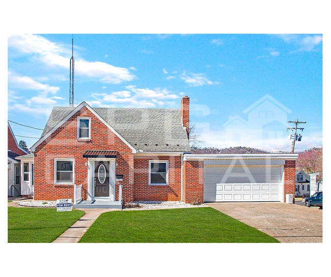 331 N 3rd St, McConnellsburg, PA 17233 House for Rent in