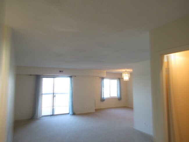 BRIGHT LIVING ROOM - 8350 Greensboro Dr