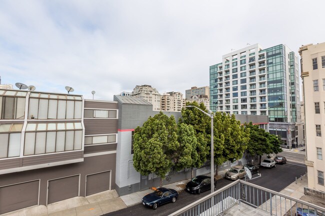 Foto del edificio - 1440 Sutter St