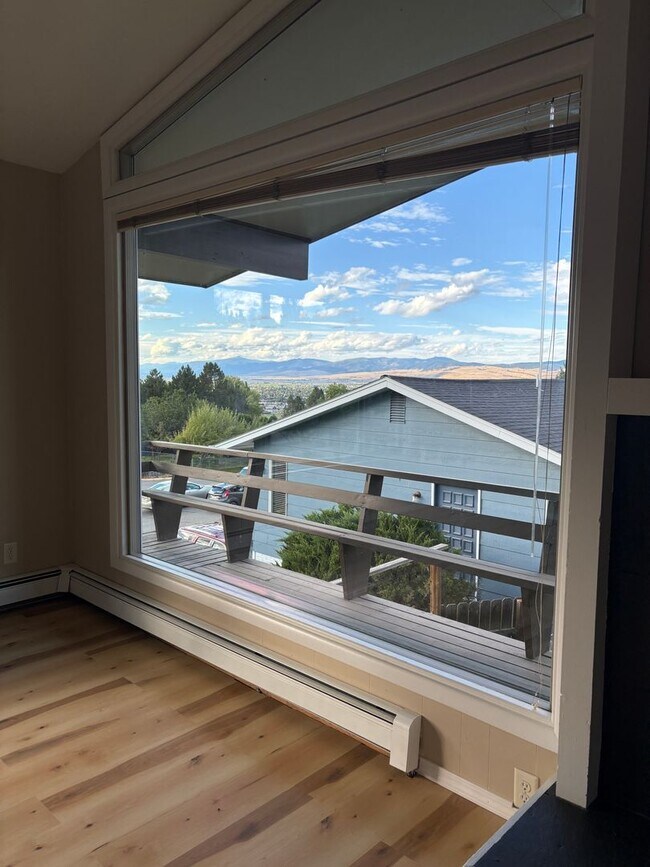 Foto del edificio - Stunning South Missoula Home with Views fo...