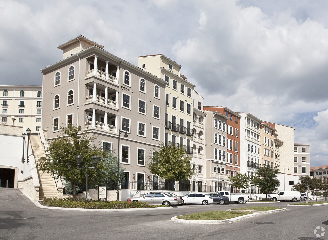 Paseo Residences at Eilan Apartments 17803 La Cantera Terrace San