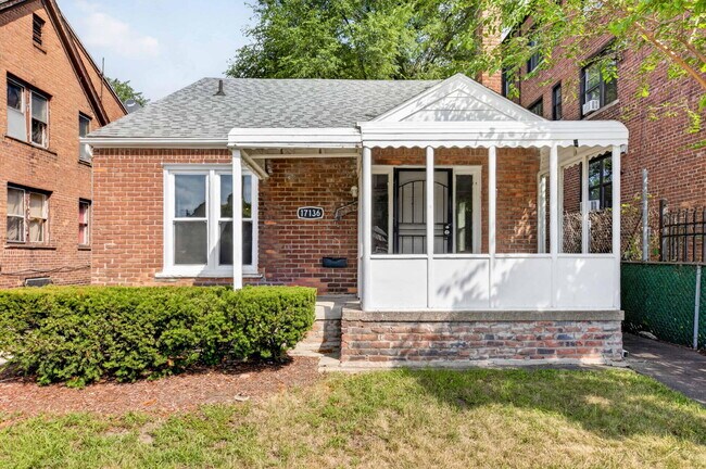 Building Photo - 17136 Birchcrest Dr