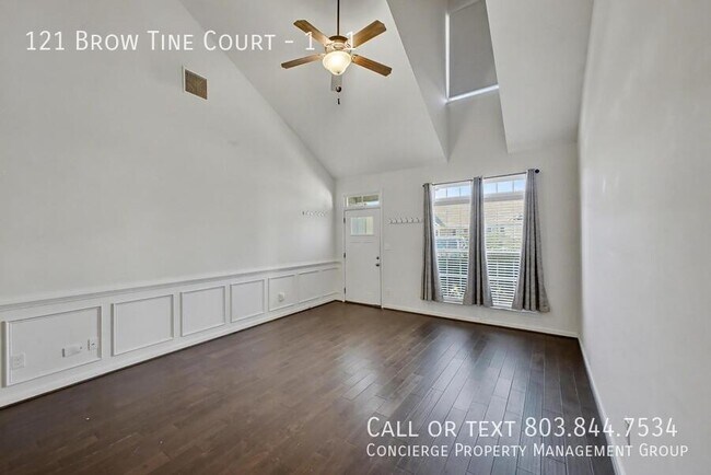 Foto del edificio - 121 Brow Tine Ct