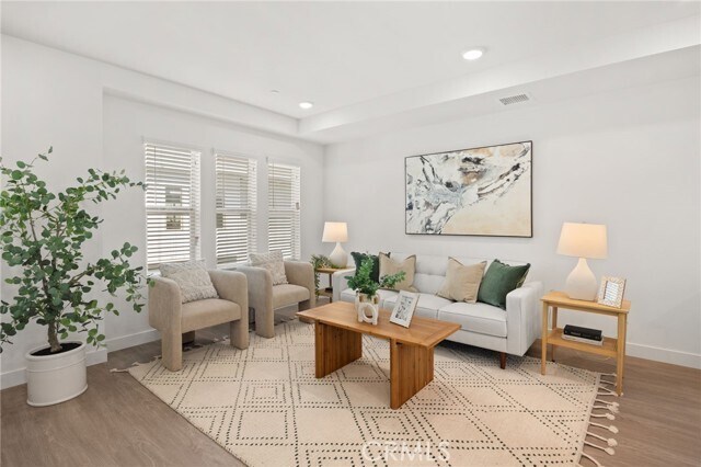 Foto del edificio - 2109 N White Ave