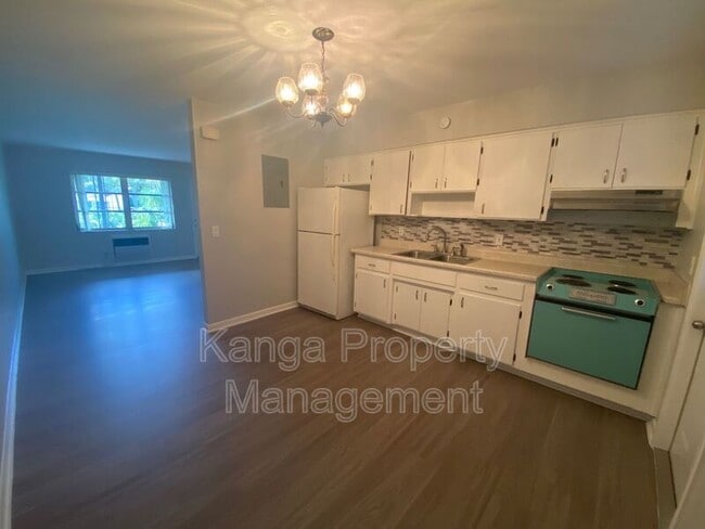 Photo - 612 Prosperity Farms Rd Apartment