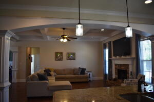 Building Photo - 617 MORRIS