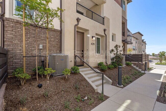 Foto del edificio - 429 Caliper Wy