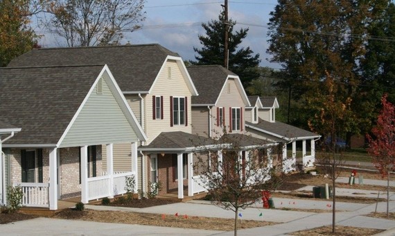 Foto del edificio - Crescent Pointe