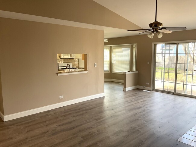 Foto del edificio - 2745 Leyland Ln