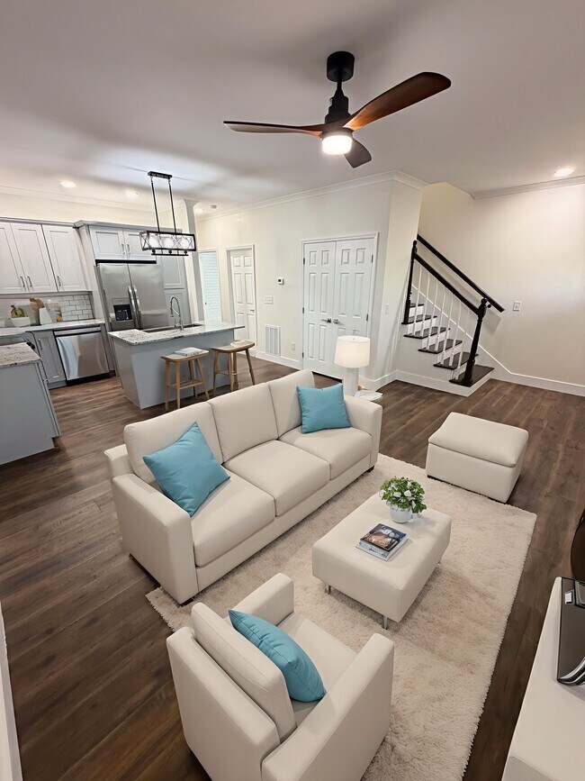 Foto del edificio - 1413 Woodbine Ave