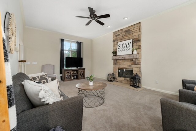 Building Photo - 10124 Red Oak Ct