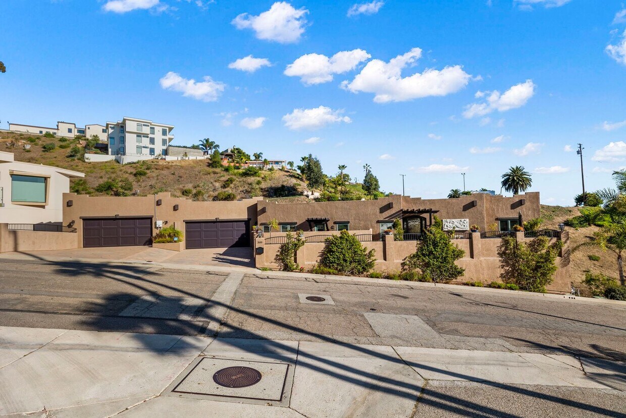 Foto principal - Spectacular Home on the hill