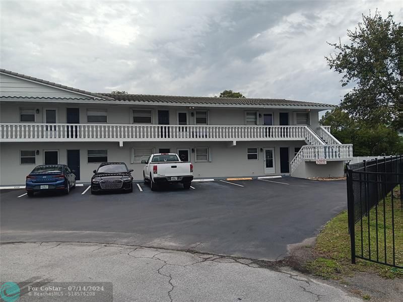 Foto principal - 1400 NE 55th St