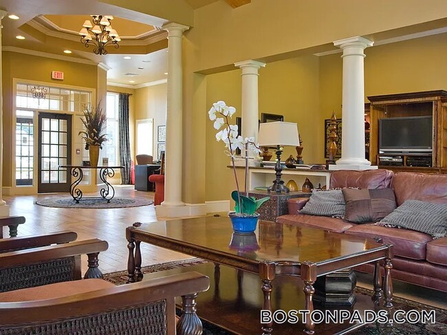 Foto del edificio - 311 Lowell St