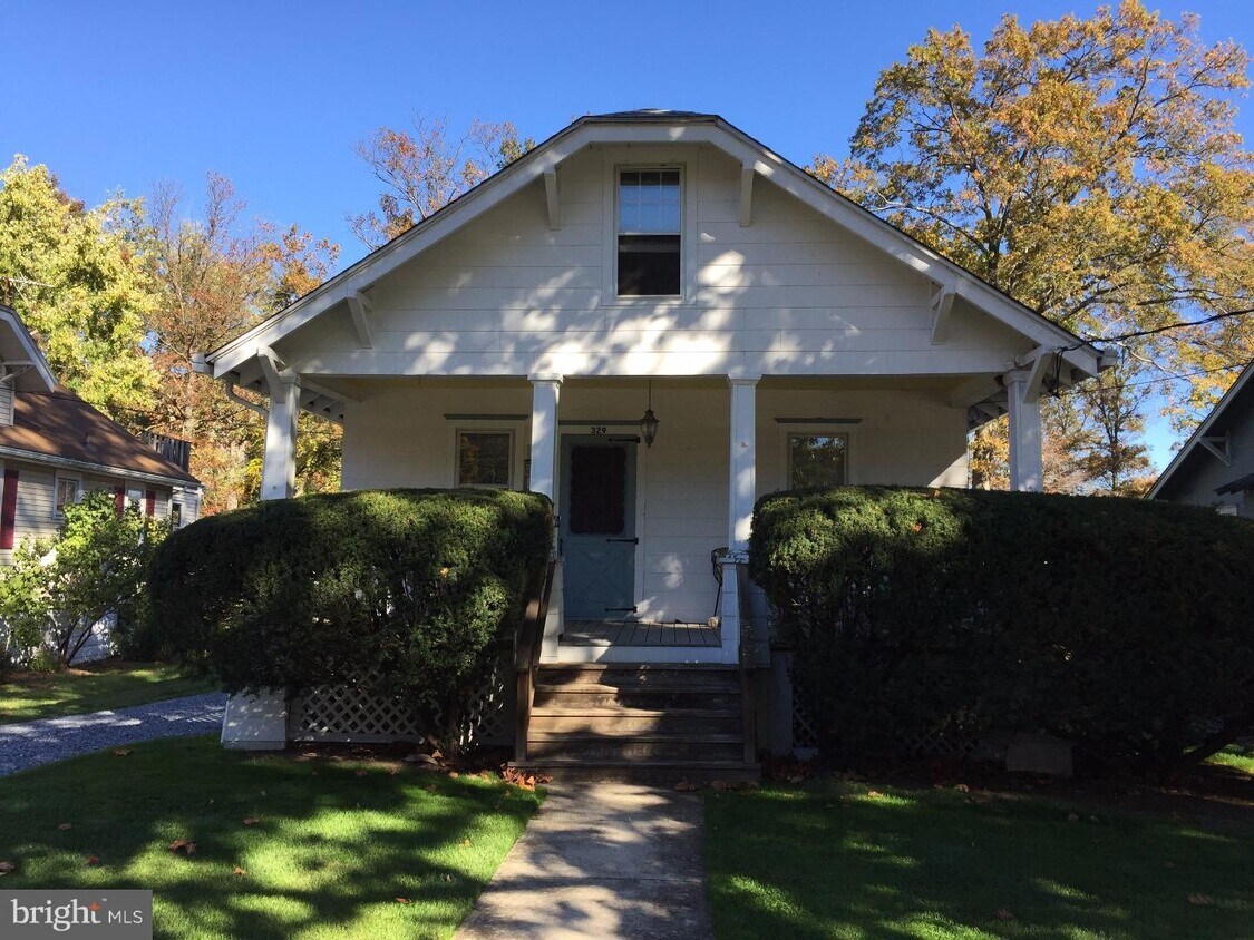 329 S Washington Ave, Moorestown, NJ 08057 House Rental in Moorestown