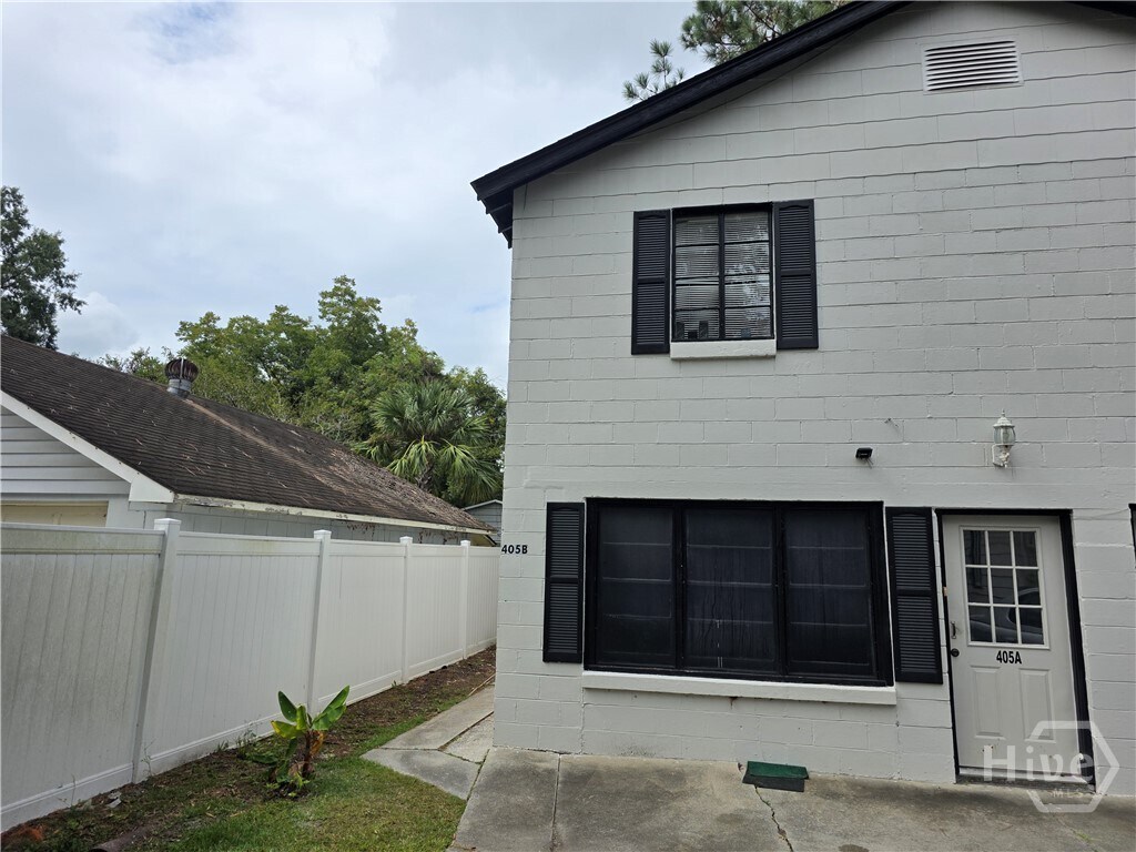 Foto principal - 405 Turnberry St
