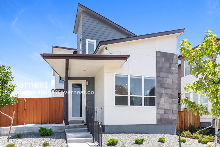Foto principal - 6148 N Dayton St