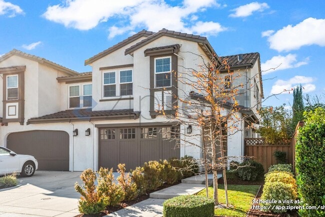 Building Photo - 205 Vereda del Turia