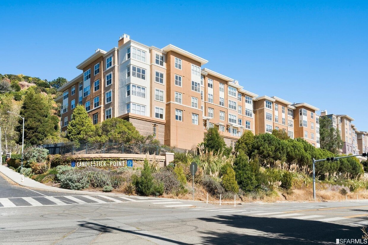 Foto principal - 401 Crescent Ct