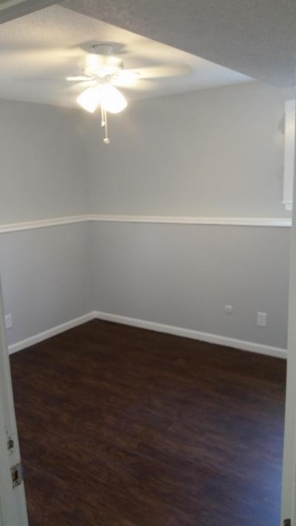 Building Photo - 407 Evergreen Apt B