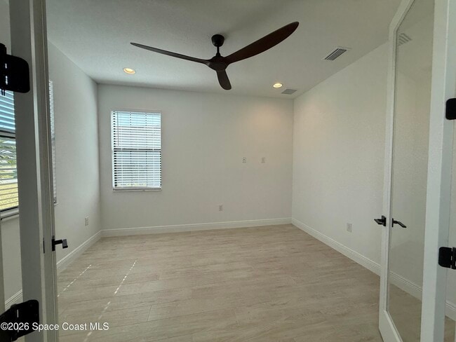 Building Photo - 2715 Blazing Star Dr