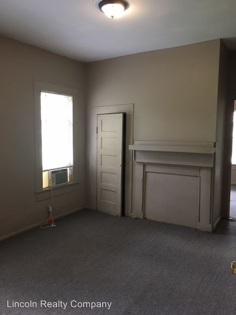 Building Photo - 409 W Adair St