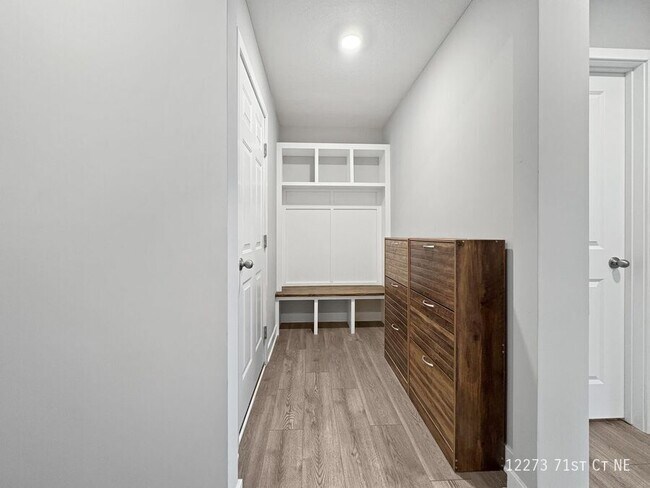 Foto del edificio - 12273 71st Ct NE
