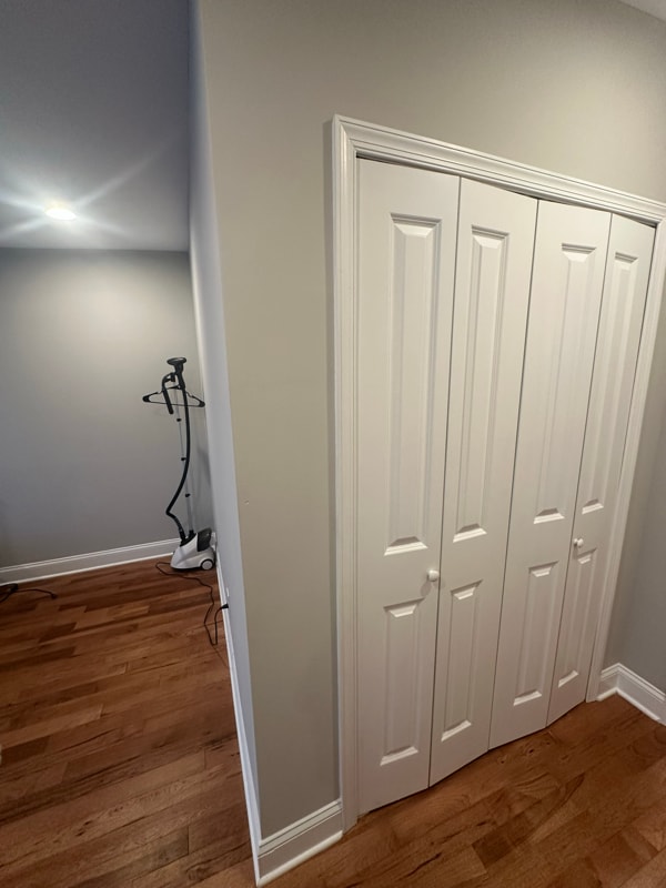 Building Photo - 3030 E Monument St