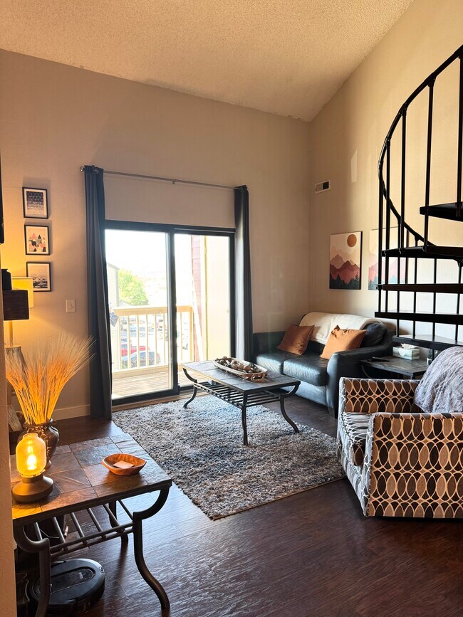 Foto del edificio - 10872 W Evans Ave