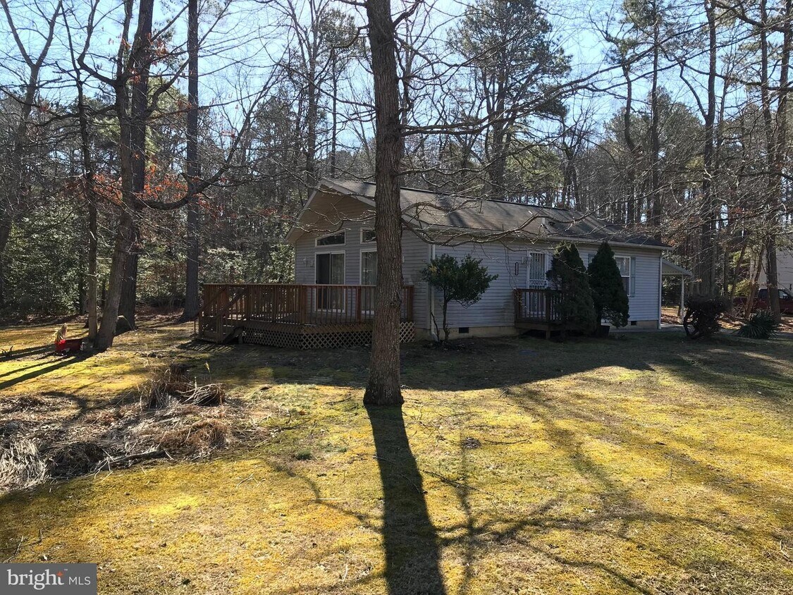 Primary Photo - 15380 Matthews Manor Rd