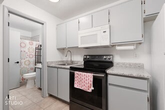 Building Photo - 100 Pulsipher Ln