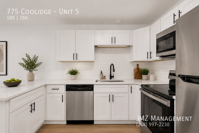 Foto del edificio - 775 Coolidge-Unit 5