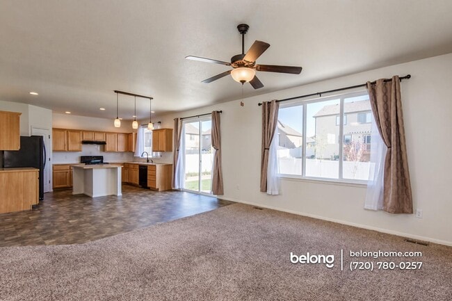 Building Photo - 3253 Willow Ln