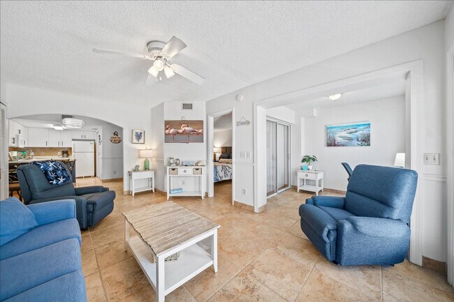 Foto del edificio - 8600 Ridgewood Ave