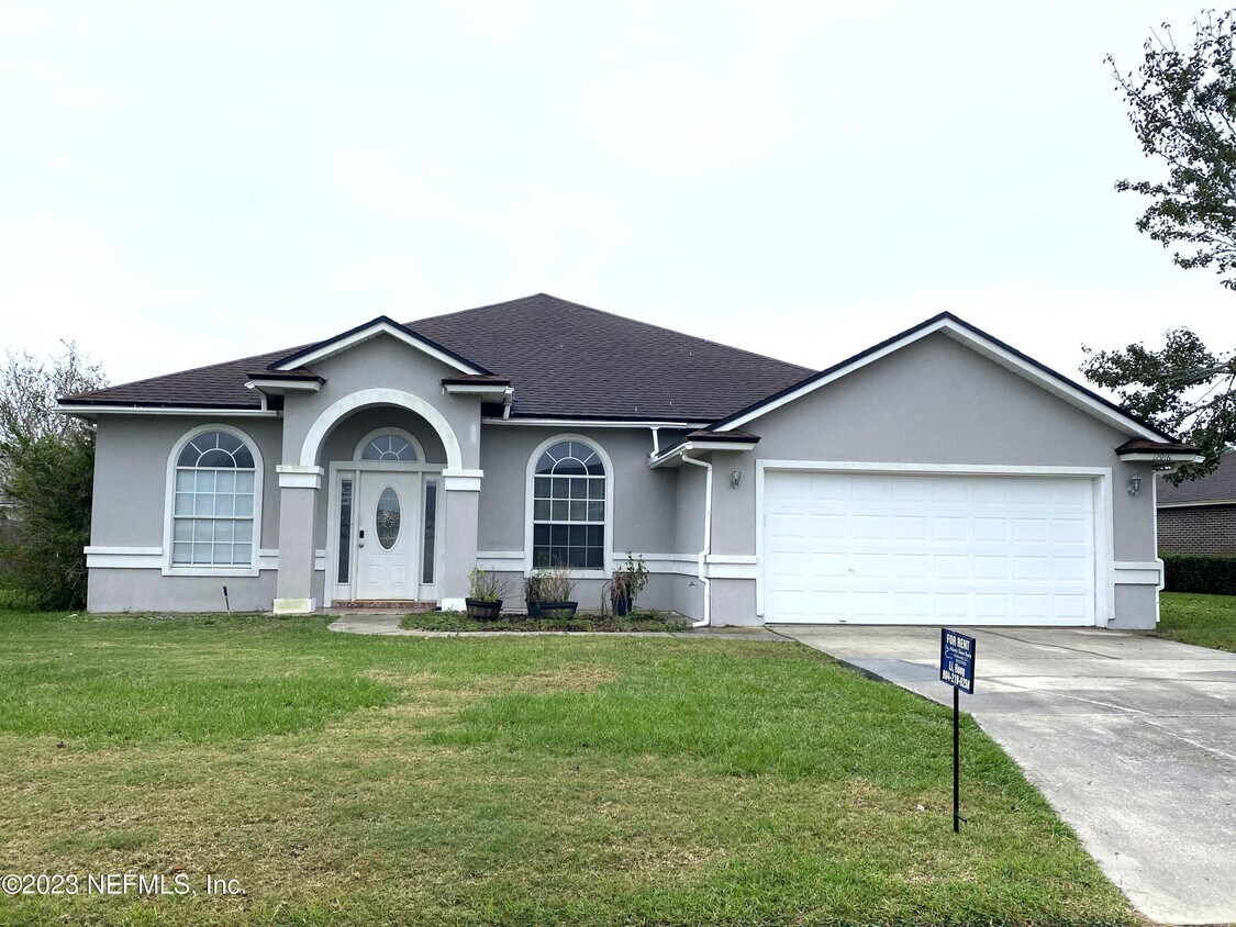 Primary Photo - 12976 Chets Creek Dr N