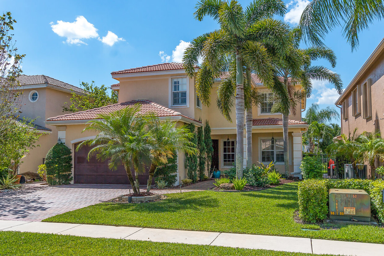 Foto principal - 11195 Millpond Greens Dr