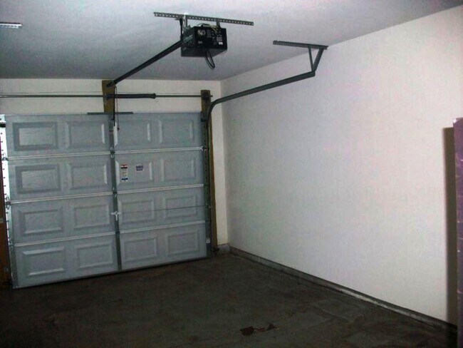 Foto del edificio - 819 Bellview Way