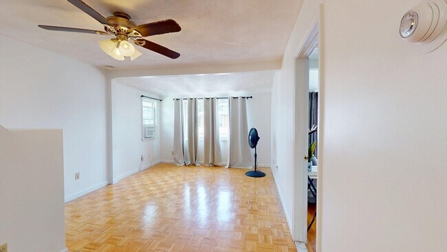 Foto del edificio - 54 Linwood St