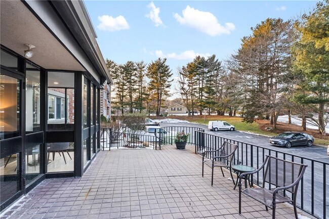 Foto del edificio - 30 Argyle Ave