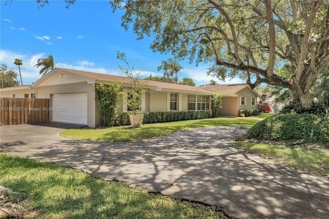 Building Photo - 8261 SW 165th Terrace