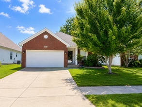 Building Photo - 10417 Leven Blvd